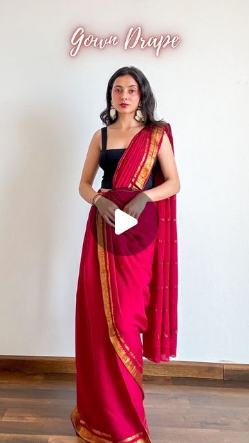 Black Crop Top With Saree, Saree With Crop Top Blouse, Silk Saree Blouse Styles, How To Wear Saree Tutorials, Silk Saree Draping Styles, Saree Drapes Styles, How To Drape A Saree, Saree Wearing Styles Ideas, Mysore Silk Saree Blouse Designs