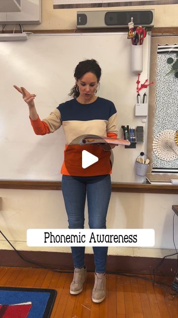 Amanda Tessier on Instagram: "Thanks for 210K! 🙌🏻 #kindergarten #kindergartenteacher #phonemicawareness #phonics #teach #teacher" Arts Ideas, Classroom Language, Phonemic Awareness, Teaching Kindergarten, Kindergarten Teachers, Teaching Reading, School Classroom, Kids Stuff, Language Arts