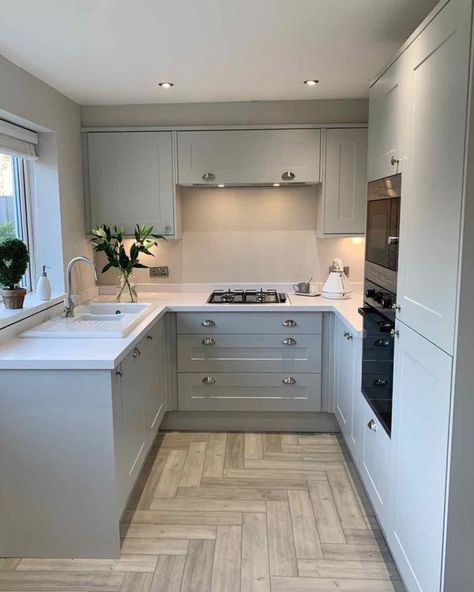 Kitchen goals 😍 We're obsessed with the classy and modern vibe our herringbone flooring gives to @amybates93 kitchen 🤍✨ Don't forget to tag us in your home transformations, we love to see them! 🫶 #wooltoncarpetcentre #flooringinspo #hometransformation #liverpoolflooring Fitted Kitchen Ideas Modern, Howdens Dove Grey Kitchen, Howdens Bridgemere, Howdens Elmbridge Kitchen, Howdens Pebble Kitchen, Elmbridge Howdens, Howdens Kitchen Shaker, Kitchen Colours 2024, Shaker Style Kitchens Grey