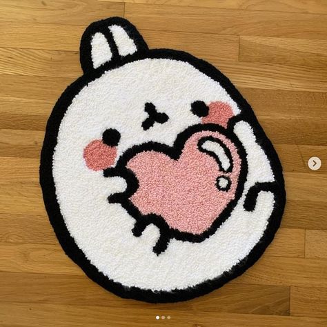 Tufting Diy, Cute And Cuddly, Punch Needle Patterns, Diy Embroidery Patterns, Kawaii Crochet, Anime Crafts, Punch Needle Embroidery, Needle Punch, Diy Rug