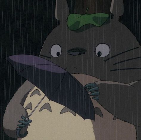 Totoro Aesthetic, Totoro Art, Aesthetic Rain, My Neighbour Totoro, Studio Ghibli Background, Studio Ghibli Characters, Ghibli Artwork, Studio Ghibli Movies, Studio Ghibli Art