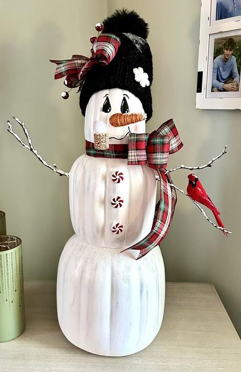 Stacked Pumpkin Snowman, Dollar Tree Stackable Snowman, Stackable Pumpkins, Stacking Pumpkins, Pumpkin Wreath Diy, Pumpkin Snowmen, Dollar Tree Pumpkins, Diy Snowman, Crafts Decor