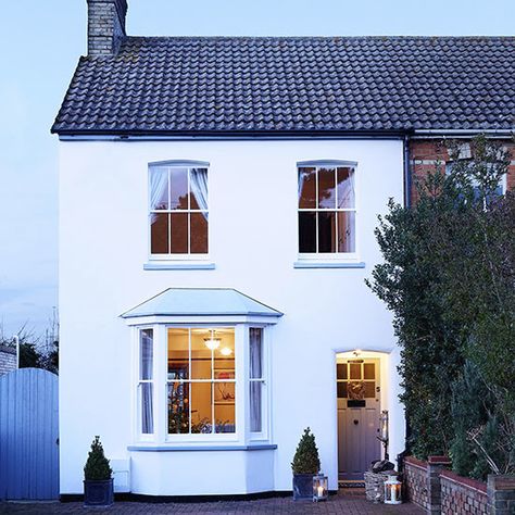 Exterior | Cosy Hertfordshire cottage | House tour | PHOTO GALLERY | Country Homes & Interiors | Housetohome.co.uk House Country, Country House Interior, Edwardian House, Cottage Exterior, Exterior Front Doors, Victorian Cottage, Victorian Terrace, Cottage Interiors, English Cottage