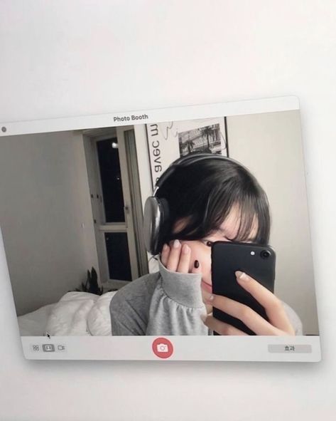 A Girl, Headphones, Screen, Mirror