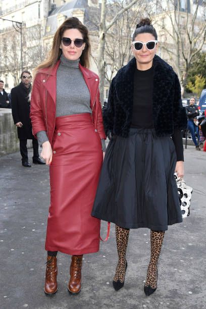 Sara Battaglia and Giovanna Battaglia attend the Giambattista Valli show as part of the Paris Fashion Week Womenswear Fall/Winter 2018/2019 on March... Paris France Photos, Giovanna Battaglia Engelbert, Giovanna Battaglia, Giambattista Valli, Dress With Sneakers, Fashion Week Street Style, Street Chic, Style Icon, Leather Skirt