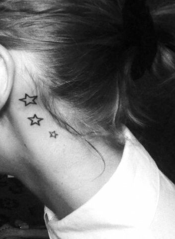 Stars Tattoo Behind Ear, Star Behind The Ear Tattoo, Star Ear Tattoo, Stars Behind Ear Tattoo, Star Tattoo Behind Ear, Star Tattoos Behind Ear, Minimalistic Tattoo Ideas, Minimalistic Tattoo, Side Neck Tattoo