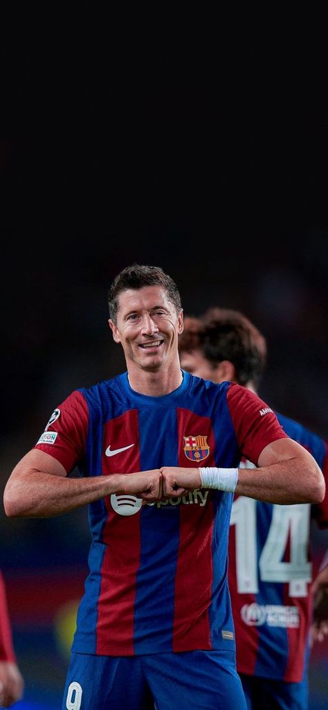 Lewandowski Bayern, Barca Team, Fc Barcelona Players, Bayer Munich, Wallpaper Football, Fc Barcelona Wallpapers, Barcelona Players, 4k Photos, Barcelona Team