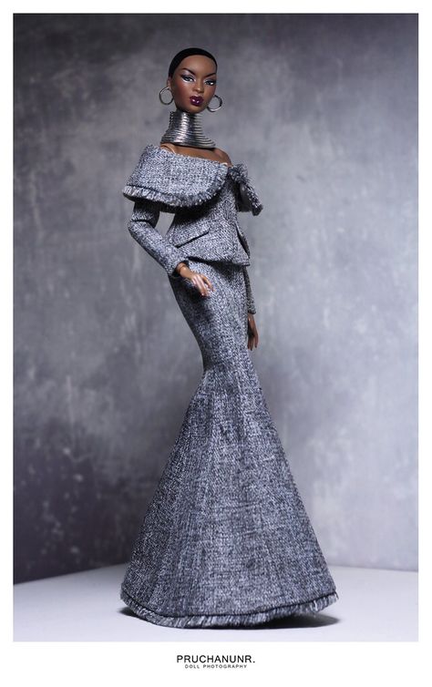 Silver Couture, Royalty Fashion, Dress Barbie Doll, Couture Evening Dress, Barbie Dress Fashion, Barbie Gowns, Black Dolls, African Fashion Women Clothing, Beautiful Barbie Dolls