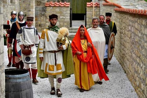 Roman Reenactment, Roman Clothing, Romano British, Mens Garb, Roman Clothes, Imperial Rome, Historical European Martial Arts, Empire Outfit, Roman Armor