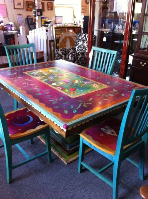 Boho table Hand Painted Table, Whimsical Furniture, Boho Furniture, Painted Chairs, Bohol, Funky Painted Furniture, Funky Furniture, Design Del Prodotto, Painted Table