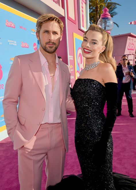 Ryan Gosling and Margot Robbie Taylor Swift And Margot Robbie, Ryan Gosling Margot Robbie, Margot And Ryan, Ryan Gosling And Margot Robbie, Auction Outfits, Margot Robbie Ryan Gosling, Margot Robbie And Ryan Gosling, Margot Robbie Photos, Barbie 2023