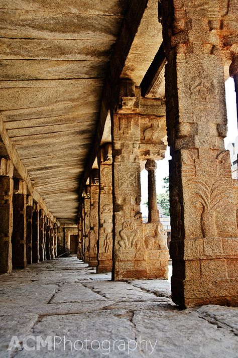 Veerabhadra temple, Lepakshi and Bhoganandishwara temple, Nandi Hills, India - A Photo Essay | CheeseWeb Lepakshi Temple, Nandi Hills, Hindu Temples, Mughal Empire, Visit India, Long Hallway, Hindu Temple, Andhra Pradesh, Art Sculptures