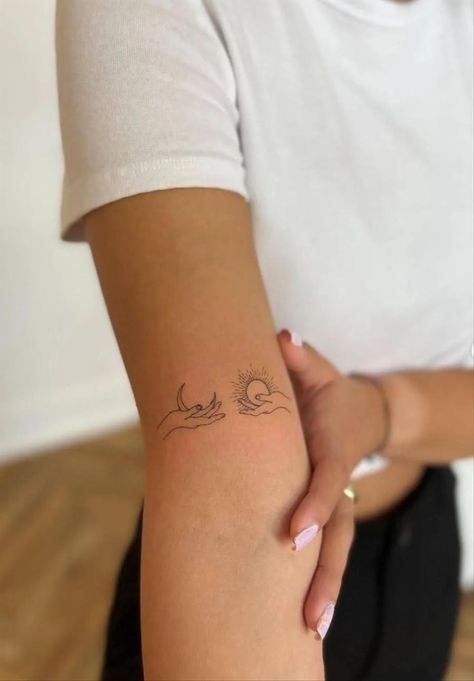 The Epitome Of Feminity: 30 Stunning Small Tattoo Ideas Tiny Tattoos For Women, Unique Small Tattoo, Petite Tattoos, Delicate Tattoo, Small Hand Tattoos, Classy Tattoos, Matching Tattoo, Discreet Tattoos, Subtle Tattoos