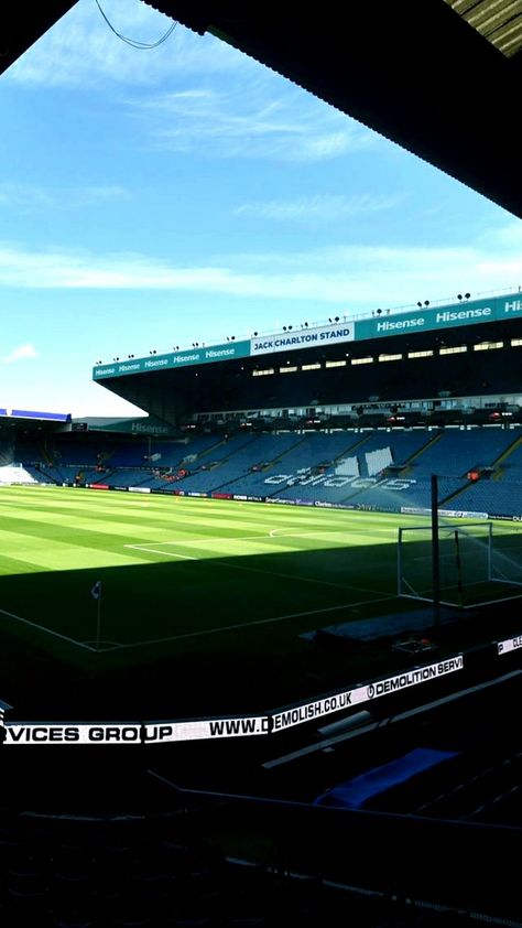 Credit to the photographer Elland Road, English Football, Leeds United, Tennis Court, Leeds, The Unit, Football, Road, Photographer