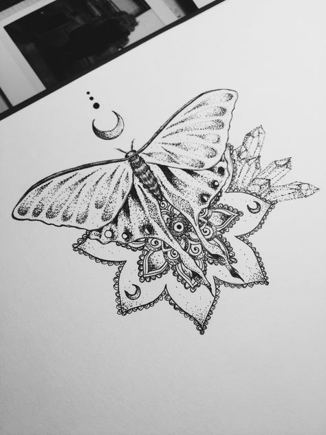 luna moth tattoo design mandala henna moon dotwork crystal cluster Moon Dotwork, Henna Moon, Mandala Arm Tattoo, Luna Moth Tattoo, Tato Mandala, Nape Tattoo, Moth Tattoo Design, Tattoo Moon, Country Tattoos