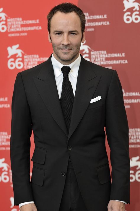 Tom Ford, aged 52, turned around Gucci, directed the film A Single Man Tom Ford Suit, The Rock Dwayne Johnson, Tom Ford Men, Style Advice, Hugo Boss Man, Black Suit, Mens Designer Fashion, Fashion Business, Calvin Klein Men