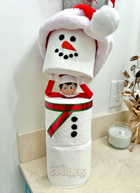 Easy Elf on the Shelf Idea: Toilet Paper Snowman! Toilet Paper Snowman, Silent House, Paper Snowman, Shelf Toilet, Elf On The Shelf Idea, Easy Elf On The Shelf, Farmhouse Gallery Wall, Easy Elf, Stencil Projects