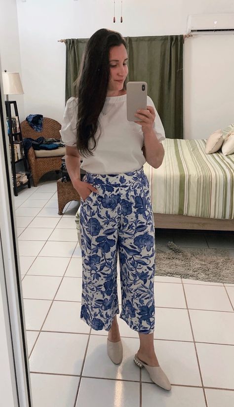 H&M blue and white floral culottes Blue Plazzo With Top Outfit Casual, Culottes Outfit Indian, Palazzo With Top, Plazo Outfits Western Casual, Plazo With Top, Printed Plazo With Tops, Plazzo With Top Outfit, Bollywood Style Blue Kalamkari Palazzo Set, Blue Cotton Palazzo Set With Floral Print