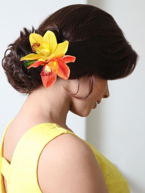 Bun Hairstyles with Artificial Flowers for Beginners Orchid Headpiece, Tropical Princess, Hawaiian Orchid, Hawaiian Flower Hair, Tropical Hair, Orchid Hair, Silk Orchids, Cymbidium Orchids, Hair Flowers