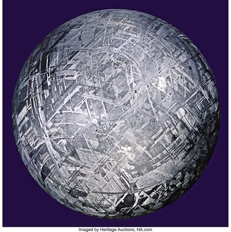 Alien Spacecraft, Iron Meteorite, Crystalline Structure, Space Facts, Props Art, Gazing Ball, Cosmic Horror, Ancient Aliens, Minerals And Gemstones