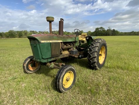 Old John Deere Tractors, Art Studio At Home, John Deere Tractors, Equipment For Sale, Construction Equipment, Farm Tractor, John Deere, Tires, Agriculture