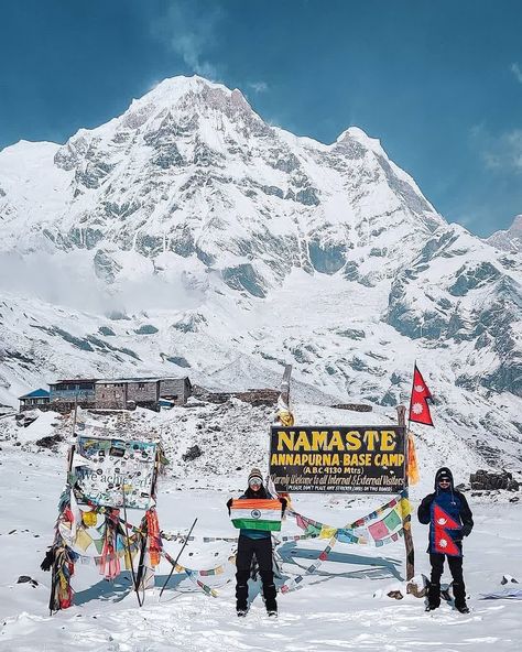 Annapurna Base Camp trek booking offers with Specail price Email:sanjibtrekguide@gmail.com Annapurna Base Camp Trekking, Trekking In Nepal, Trekking Nepal, Outfit Ideas Work, Travel Outfit Ideas, Photo Graphy, Comfy Travel Outfit, Annapurna Base Camp, Comfy Travel