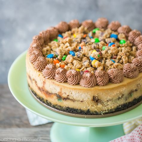 Cookie Cheesecake Recipes, Creative Cheesecake Recipes, Monster Cookie Cheesecake, Prune Pie, Creative Cheesecake, Holiday Cheesecake Recipes, Monster Cookie Dough, Cookie Dough Cheesecake, Biscuits Graham