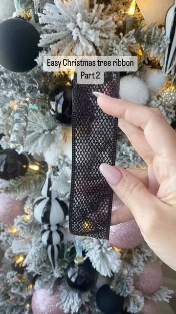 Black Ribbon On Christmas Tree, Black Ribbon Christmas Tree, Tree Ribbon Tutorial, Christmas Tree Ribbon Tutorial, Christmas Tree Styling, Ribbon Tutorial, Tree Ideas Christmas, Christmas Tree Ribbon, Ideas Christmas Tree