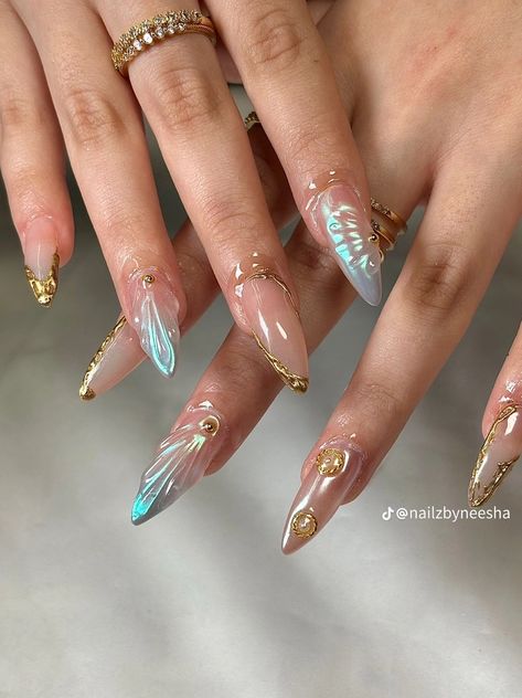 Blue And Gold Nails, Blue Gold Nails, Mermaid 3d, Summery Nails, Mermaid Nails, Classy Acrylic Nails, Cute Gel Nails, Acrylic Nails Coffin Short, Nail Art Ideas