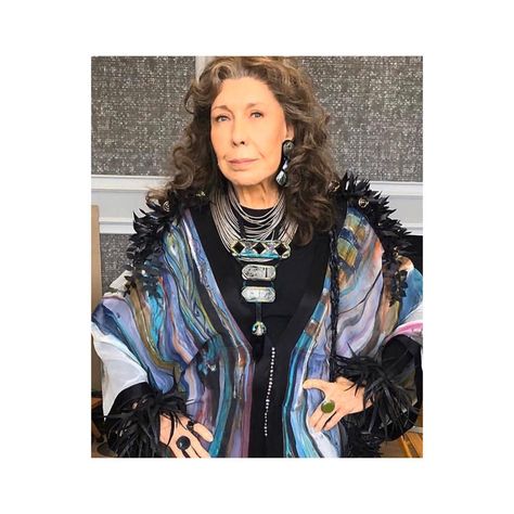 💎 Ꭺ Ꭰ Ꭵ Ꮑ Ꭺ m Ꭵ Ꮮ Ꮮ s 💎 (@adinamills) • Instagram photos and videos Frankie Bergstein Outfits, Frankie Bergstein Style, Frankie Clothing, Frankie Bergstein, Lily Tomlin, Upcycled Accessories, Lily Grace, 50s Women, Boho Hippie Chic