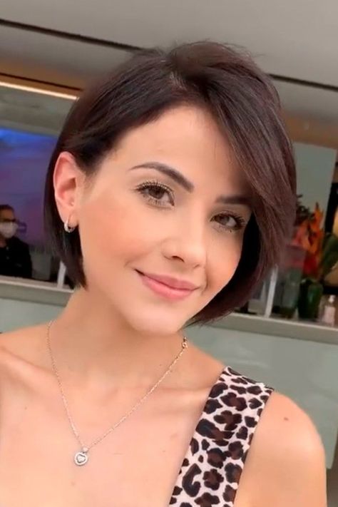 Short Hair Cuts For Round Faces, Short Bobs, Asian Short Hair, Round Face Haircuts, Short Hair Styles For Round Faces, Very Short Hair, Short Bob Haircuts, Penteado Cabelo Curto, Trendy Hair