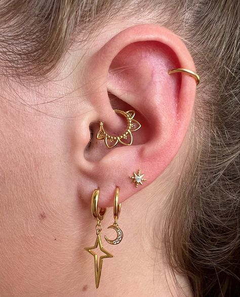 Sun Daith Piercing, Celestial Piercings, Gold Daith Piercing, Faces Aesthetic, Gold Earring Stack, Ear Aesthetic, Ear Stacks, Demon Boy, Hokey Pokey