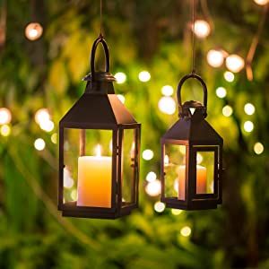 Open Lantern Decor Ideas, Black Lantern Centerpiece, Lantern Candle Centerpieces, Outdoor Candle Lanterns, Hanging Candle Lanterns, Wedding Vase Centerpieces, Fire Pit Lighting, Holiday Decor Halloween, Halloween Christmas Decorations