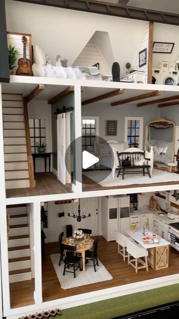 Dolls House Restoration, Miniature Farmhouse Dollhouse, Mini Craft House, Small Doll House Diy Ideas, Small Dollhouse Diy, Dolls House Living Room, Vermont Jr Dollhouse Interior, Hobby Lobby Dollhouse Ideas, Creative Dollhouse Ideas