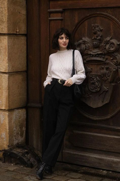 Light Academia Outfit Women, Dark Academia Lookbook, Dark Academia Outfit Ideas, Dark Academia Outfit Women, Dark Academia Outfit Aesthetic, Academia Outfits Aesthetic, Dark Academia Dress, Light Academia Outfit, Long Brown Coat