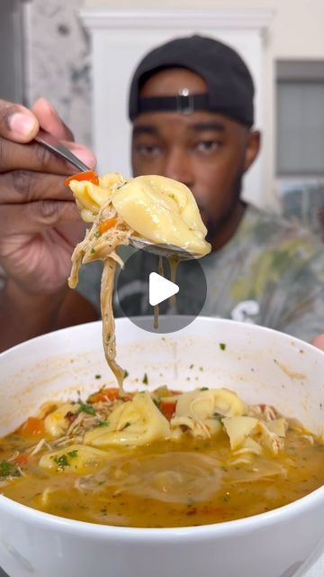 How To Make Tortellini Soup, Fast Easy Soup Recipes, Onestopchop Recipes, Tortellini Soup Chicken, Chicken Soup Ideas, Tortellini Soup Recipes, Daven Gates, Soup Tortellini, How To Make Tortellini