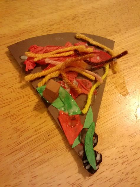 Pizza Craft, Toddler Projects, Pizza Art, Paper Yarn, Toddler Art Projects, Toddler Arts And Crafts, Thanksgiving Activities, Thanksgiving Holiday, Family Crafts