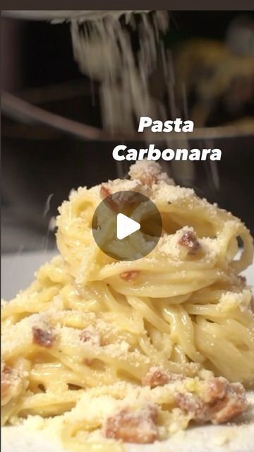 Pasta A La Carbonara, Carbonara Recipe, Pasta Carbonara, Carbonara Pasta, March 27, Gnocchi, Italian Recipes, Bacon, Spaghetti