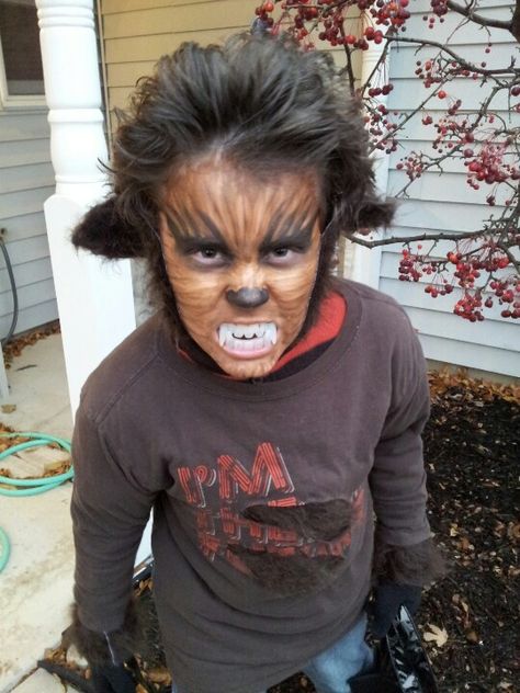 Homemade Werewolf Costume, Kid Werewolf Makeup, Werewolf Face Paint For Kids, Werewolf Makeup Kids, Werewolf Makeup Men, Wolfman Costume, Werewolf Face Paint, Werewolf Costume Kids, Werewolf Ideas