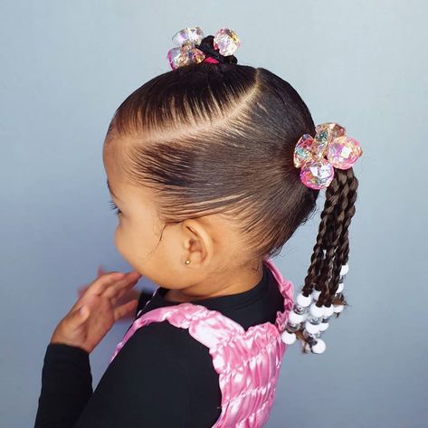 Mommy of Shanillia and Janelle on Instagram: “Not tryna start something but....Some of y'all never wore beads, barettes or hairballies growing up and it shows... 😝 - Making sure my…” Kid Hairstyles, Toddler Hairstyles, Toddler Hair, Kids Hairstyles, Baby Hairstyles, Growing Up, Hairstyles, Beads, Hair Styles