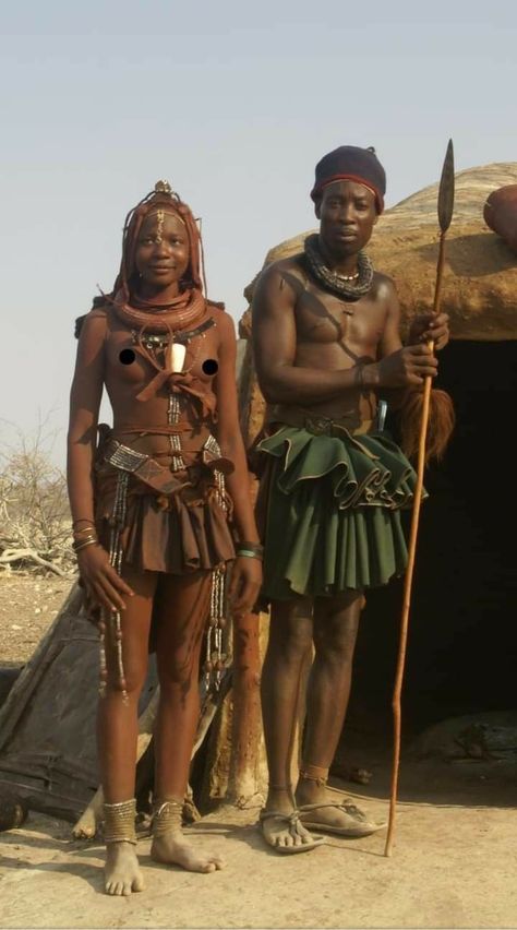 African Witch, Himba Tribe, Paint Jewelry, Mixed Martial Arts Training, Native African, Africa Art Design, Goddess Fashion, African Goddess, Africa People