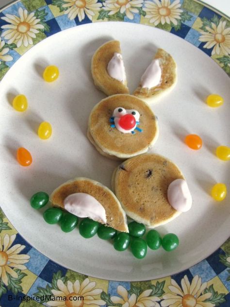 Easter Bunny Pancakes for Kids on Easter Morning from B-InspiredMama.com Bunny Pancake, Easter Bunny Pancakes, Bunny Pancakes, Easter Breakfast, Easter Morning, Easter Goodies, Easter Time, Easter Activities, Easter Brunch