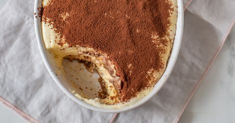 Tiramisu Recept, Peanut Butter Energy Bites, Arabic Dessert, Energy Bites, Fruit Desserts, Healthy Desserts, Cake Desserts, Peanut Butter, Dessert Recipes