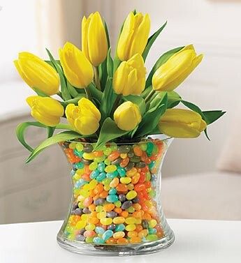 Easter Centerpieces Diy, Easter Floral Arrangement, Yellow Things, Easter Flower Arrangements, Yellow Sunshine, Easter Centerpiece, Spring Centerpiece, Diy Arrangements, Large Centerpiece