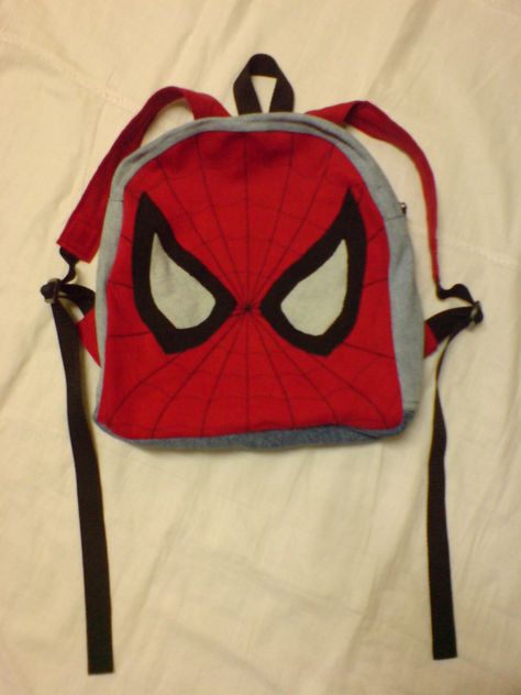 Spiderman Merchandise, Spiderman Backpack, Painting Backpack, School Suplies, Puff Paint, Bag Ideas, Paper Crafts Diy, Bago, School Supplies