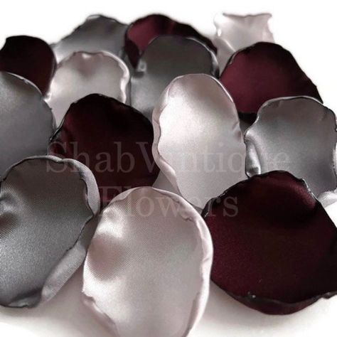 💥Wedding Decor💥 https://etsy.me/3EAiNeu #etsyfinds #etsyshop #weddingseason #party #wedding #popofcolor Winter Christmas Wedding, Wedding Aisle Decor, Bridal Shower Table, Burgundy And Blush Wedding, Flower Girl Petals, Bridal Honeymoon, Reception Table Decorations, Bridal Shower Tables, Cake Table Decorations