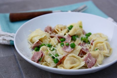 Ham And Peas, Tortellini Alfredo, Chicken Tortellini, Home Meals, Fresh Cheese, Cheese Tortellini, Ham Recipes, Frozen Peas, Roasted Veggies