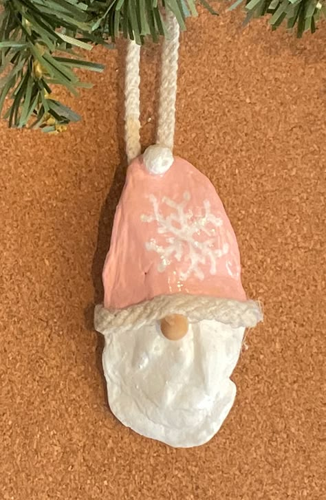 Oyster Shell Gnome Oyster Shells Diy, Beach Crafts Diy, Seashell Art Diy, Seashell Christmas Ornaments, Oyster Ornament, Beach Christmas Ornaments, Christmas Crafts Diy Projects, Oyster Shell Crafts, Seashell Projects