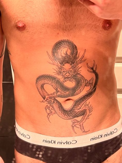 Korean style dragon belly tattoo #tattoo #dragon #ink #korean #stomach #menstattooideas Dragon Waist Tattoos, Dragon Stomach Tattoo Men, Dragon Belly Tattoo, Dragon Stomach Tattoo, Stomach Dragon Tattoo For Women, Korean Dragon Tattoo For Women, Belly Tattoo, Stomach Tattoos, Dragon Tattoo