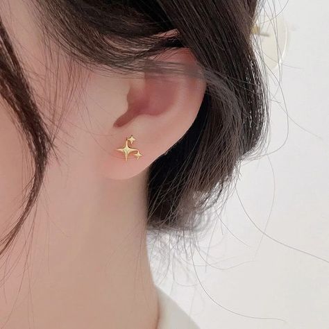 Multi Star Stud Earring, Dainty Star Earrings, Gold Star Stud Earrings, Multiple Star Earrings, Star Jewelry, Tiny Star Earrings - Etsy Starry Jewelry, Star Earrings Aesthetic, Star Jewelry Aesthetic, Stud Earrings Aesthetic, Minimal Jewelry Earrings, Minimal Earrings Studs, Earrings Multiple, Shiny Earrings, Dainty Gold Earrings